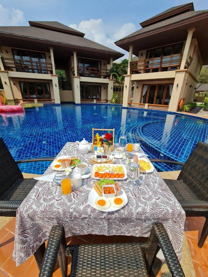 Elegancy Resort HHQ Zewnętrze zdjęcie