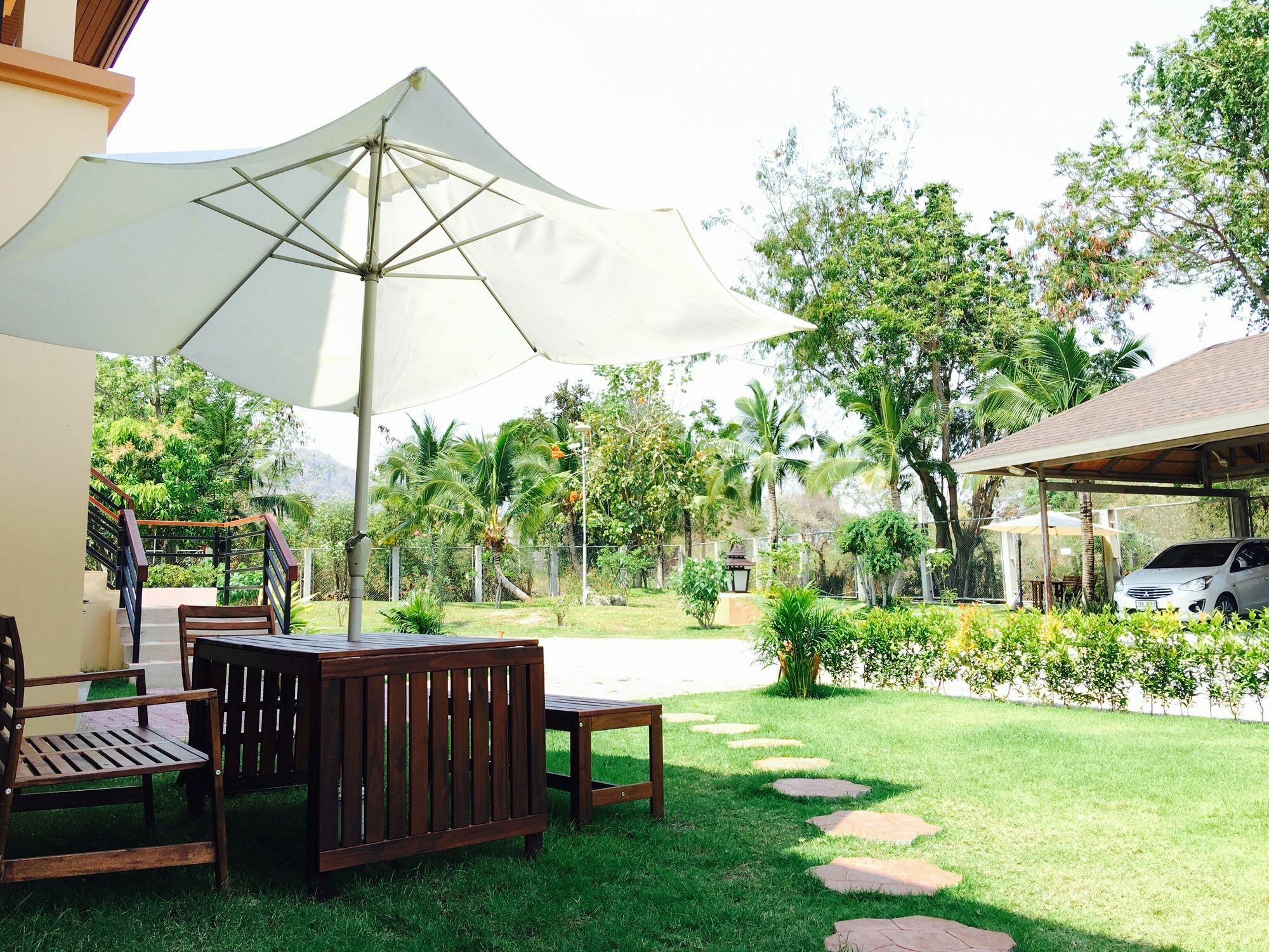 Elegancy Resort HHQ Zewnętrze zdjęcie